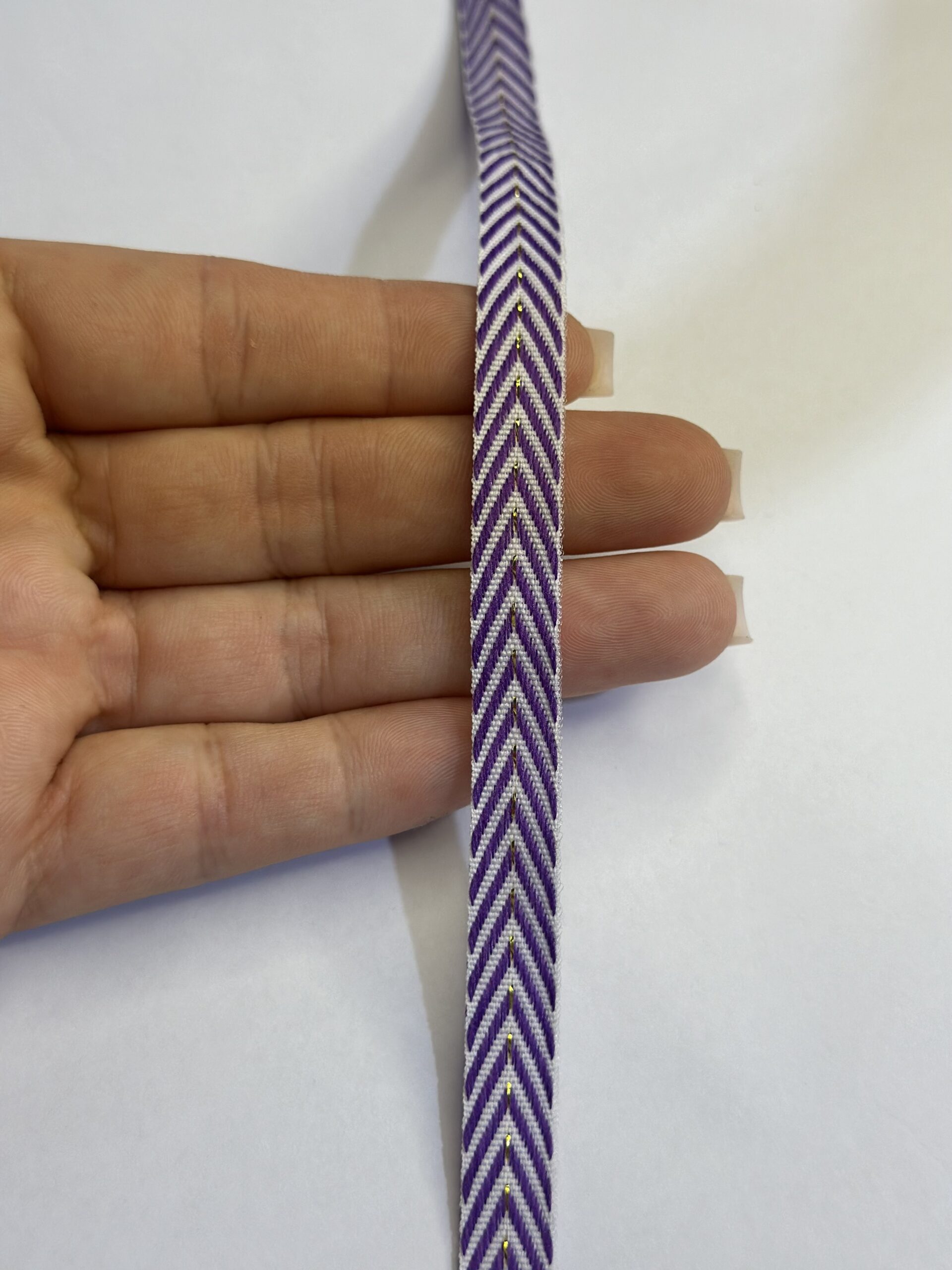 Fita Chevron Fio Dourado - Imagem 2